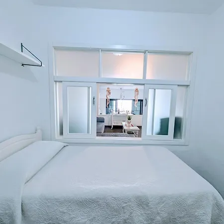Apartment Ocean View Terrace Near Sardina Lighthouse Sardina