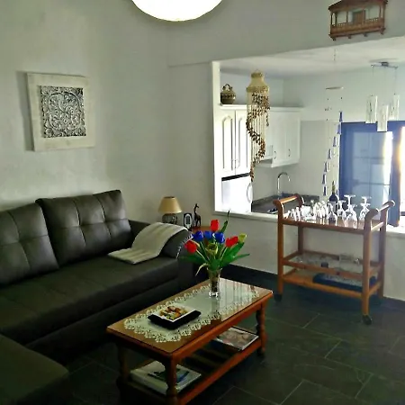 Ocean Breeze Faro Sardina